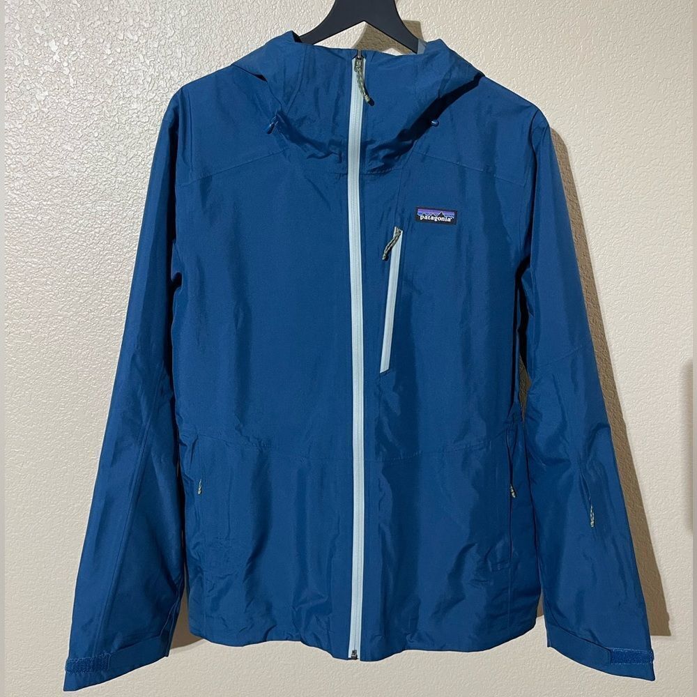 Patagonia Men’s  Blue Jacket